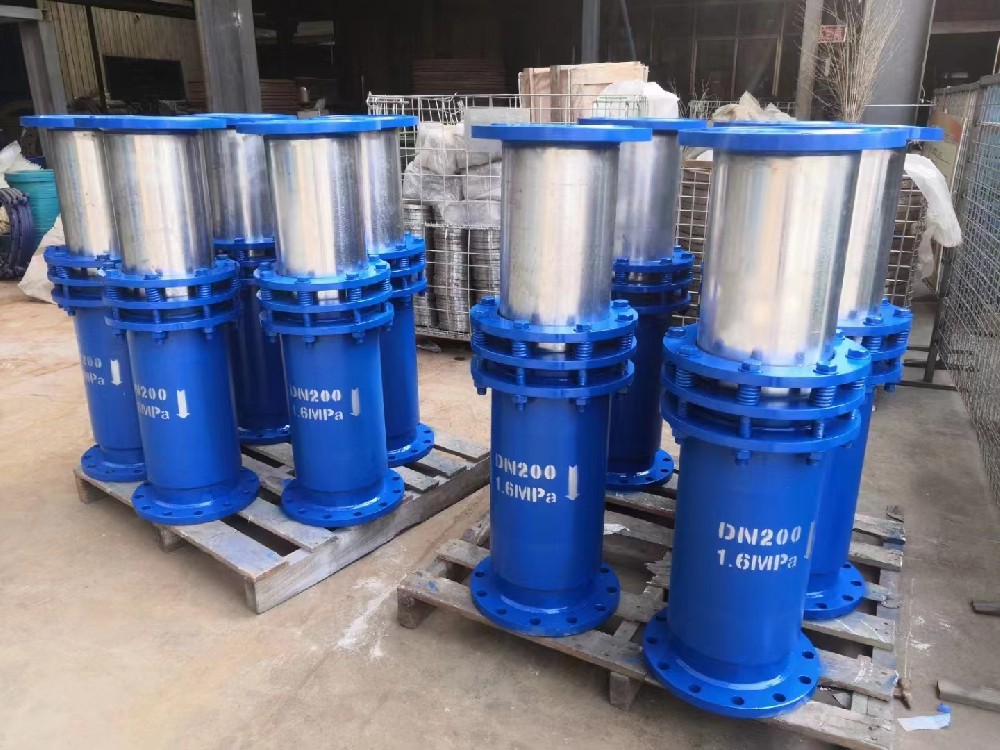 DN200 1.6Mpa 套筒補償器發貨